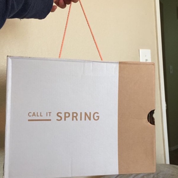 Call it Spring Heels - Picture 4 of 4